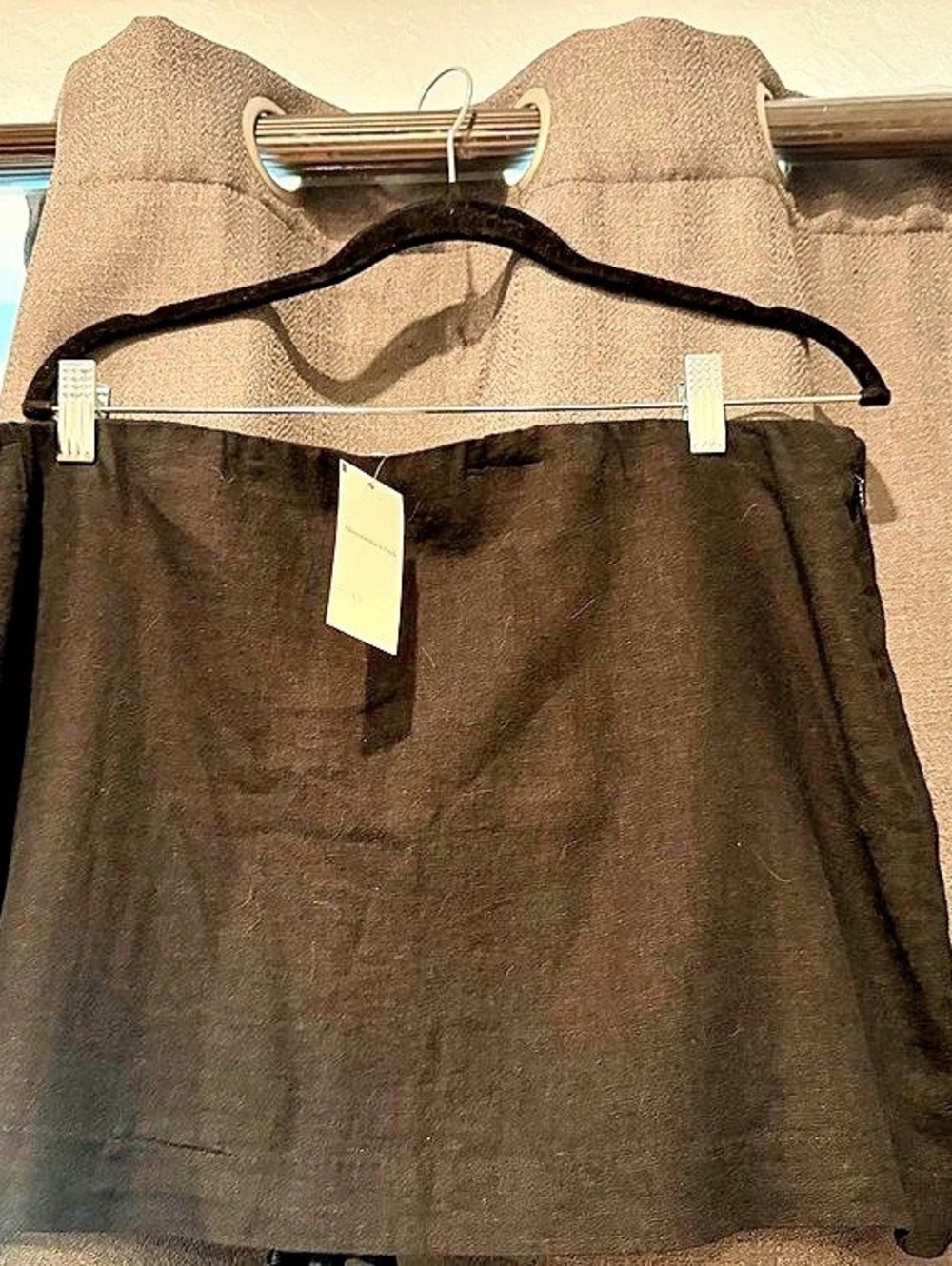 A&F Scarlet Mini Mid Rise skort